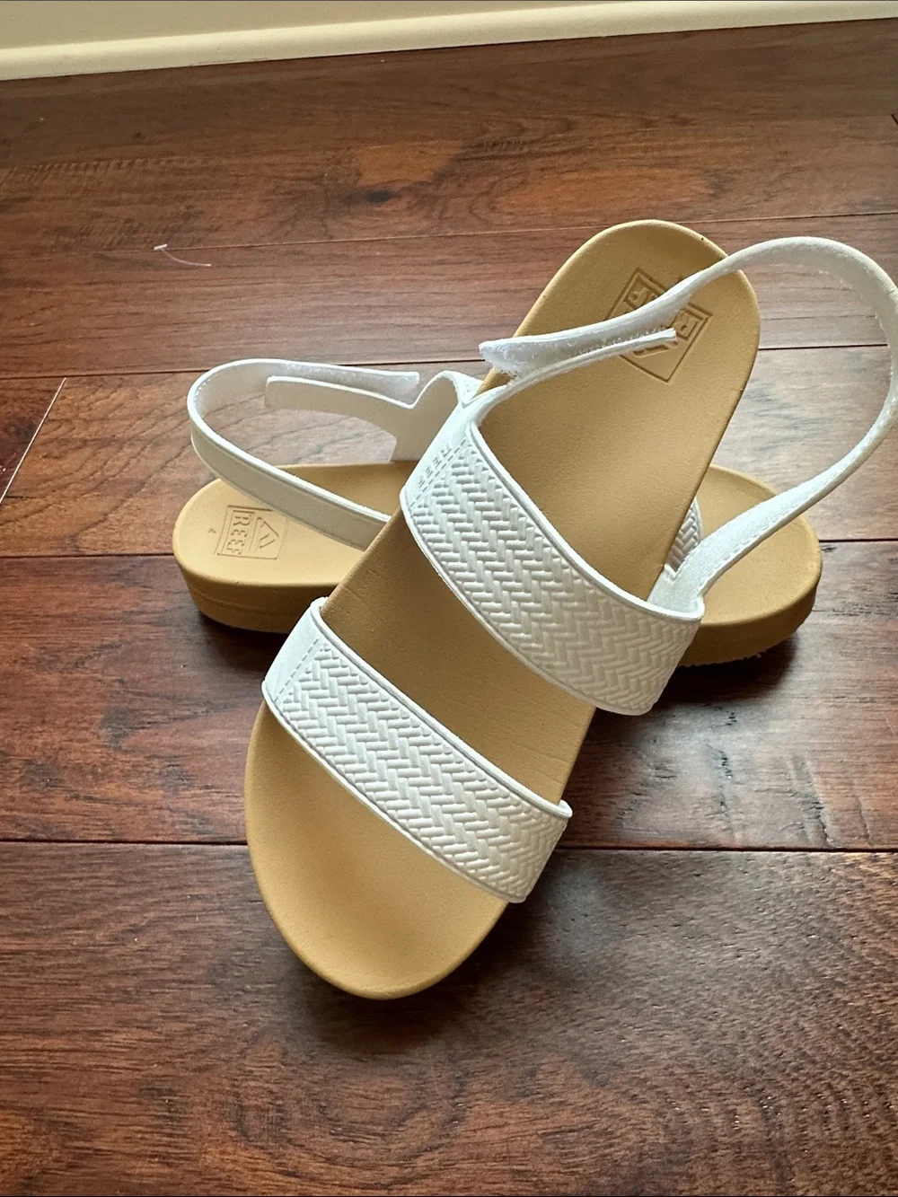 Reef Water Vista White Girls Slingback Sandals